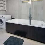 Sikorskiego - Widok - Klimatyzacja - Garaz Apartmán